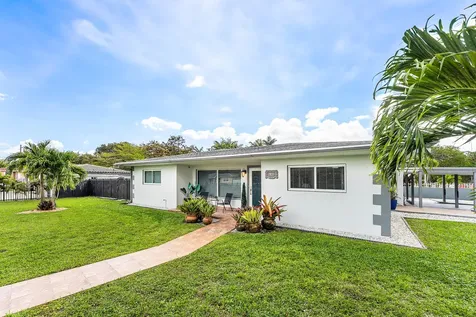 590 NW 126th Street North Miami FL 33168