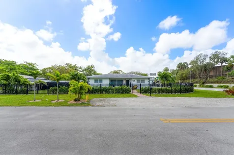 590 NW 126th Street North Miami FL 33168