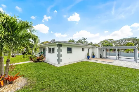 590 NW 126th Street North Miami FL 33168