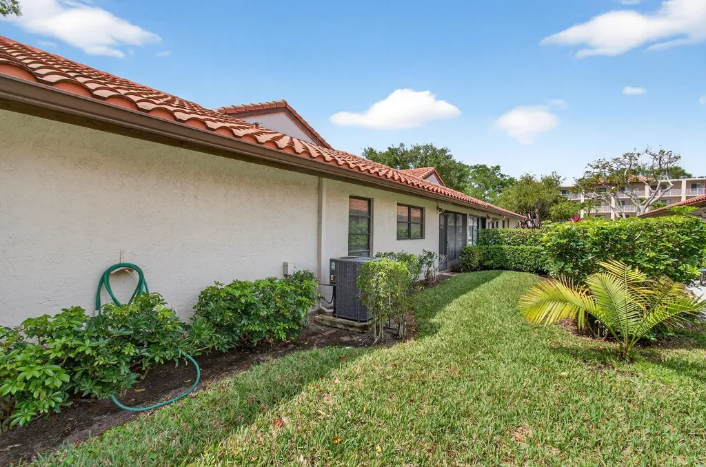6175 Kings Gate Circle Delray Beach FL 33484