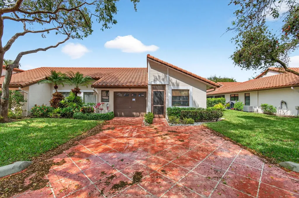 6175 Kings Gate Circle Delray Beach FL 33484
