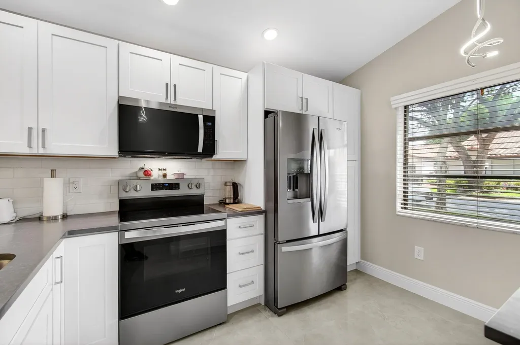 6175 Kings Gate Circle Delray Beach FL 33484