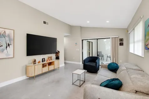 6175 Kings Gate Circle Delray Beach FL 33484