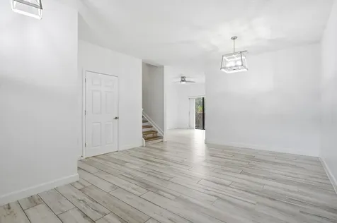 5884 Mustang Manor Davie FL 33314