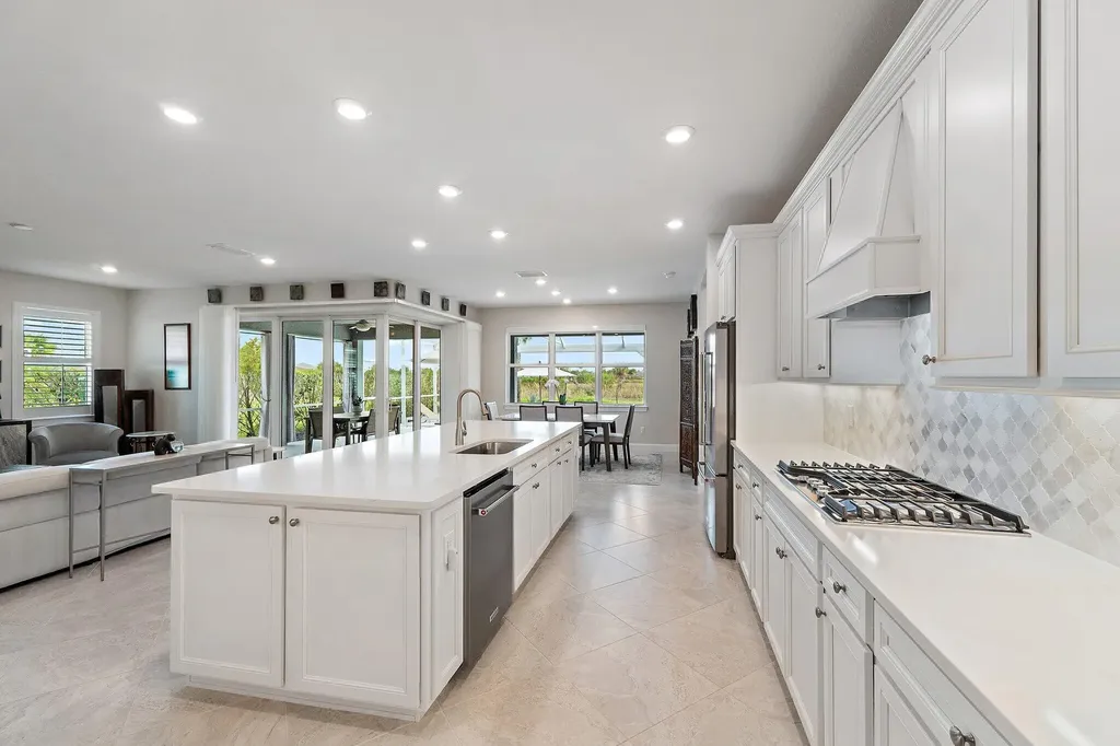 10211 SW Pervenche Lane Port St Lucie FL 34987