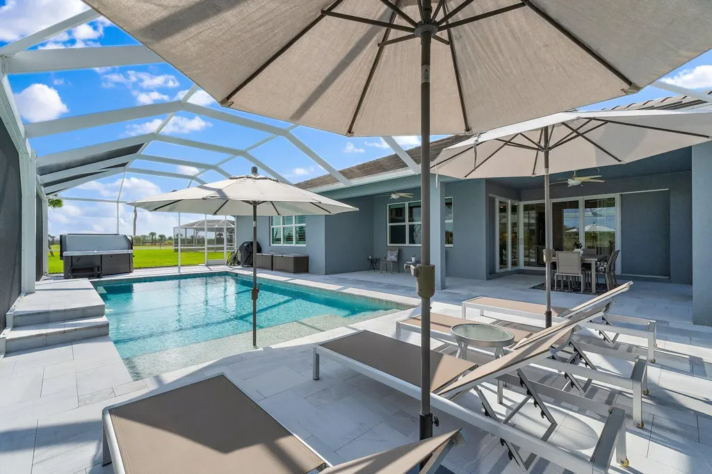 10211 SW Pervenche Lane Port St Lucie FL 34987