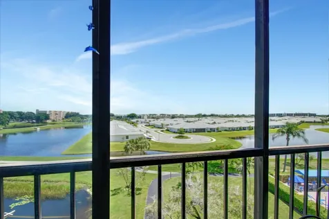 6866 Huntington Lane Delray Beach FL 33446