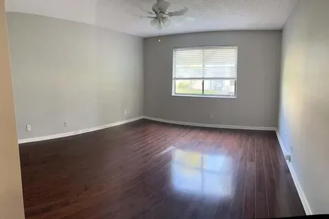 6 Via De Casas Boynton Beach FL 33426
