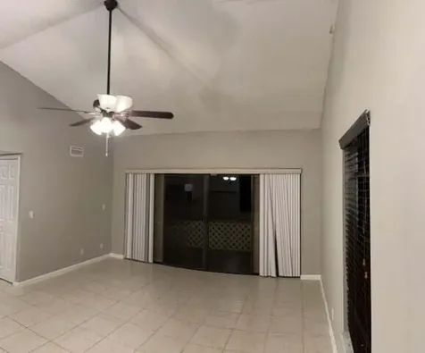 6 Via De Casas Boynton Beach FL 33426