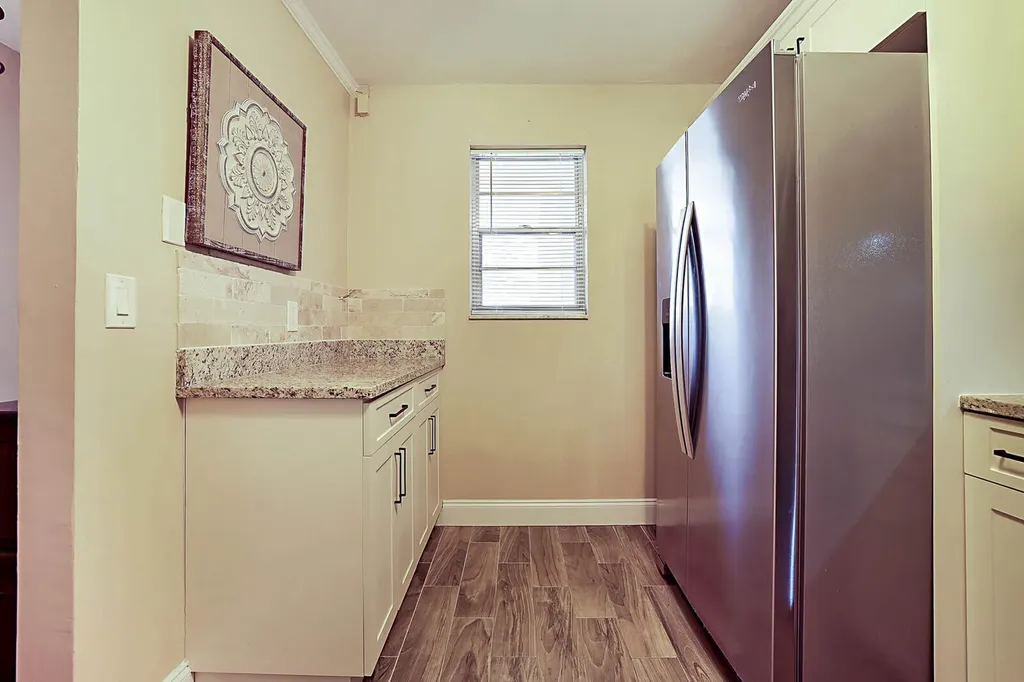 2541 Aragon Boulevard Sunrise FL 33322