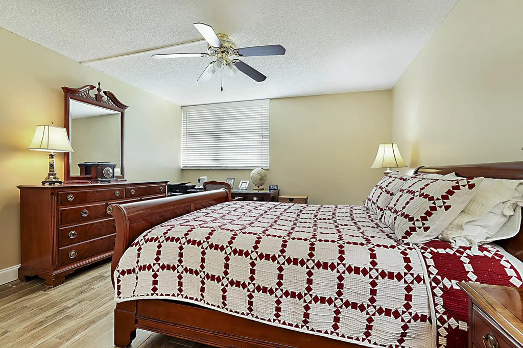 2541 Aragon Boulevard Sunrise FL 33322