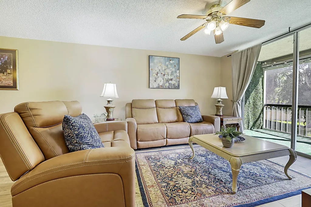 2541 Aragon Boulevard Sunrise FL 33322