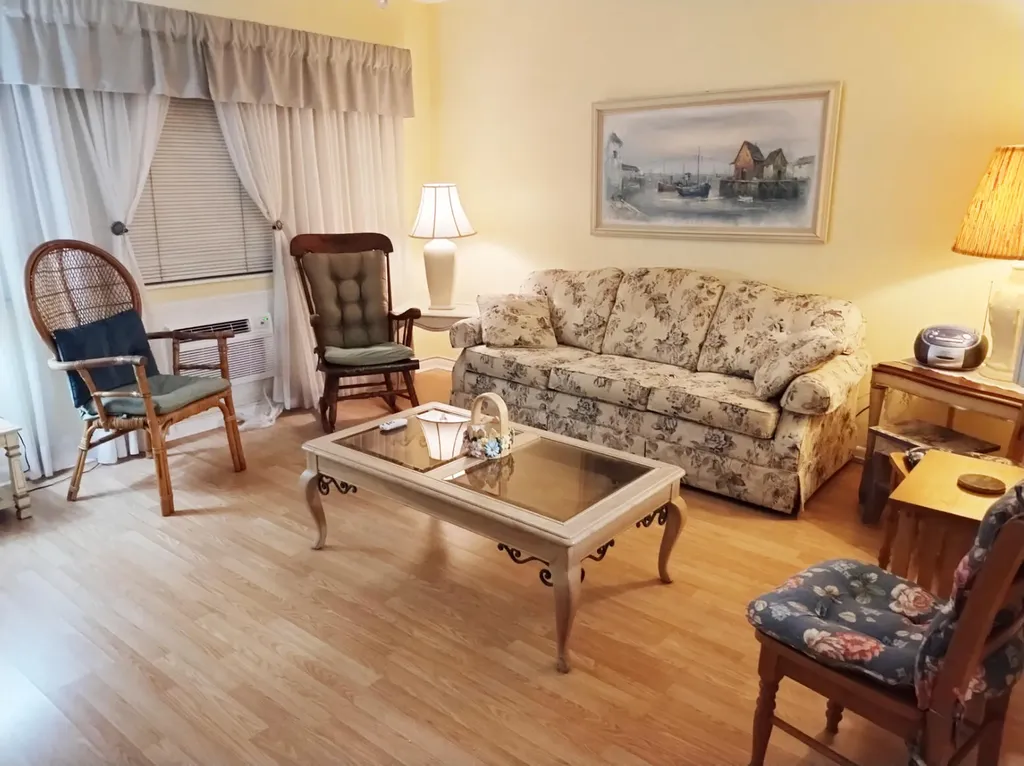 39 Harwood B Deerfield Beach FL 33442