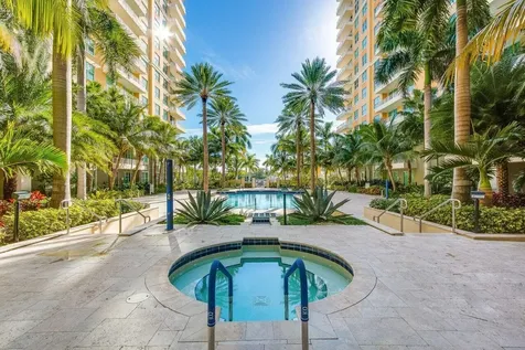 700 E Boynton Beach Boulevard Boynton Beach FL 33435