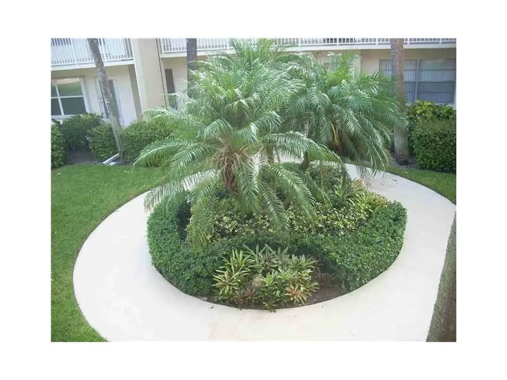 630 Snug Harbor Drive Boynton Beach FL 33435