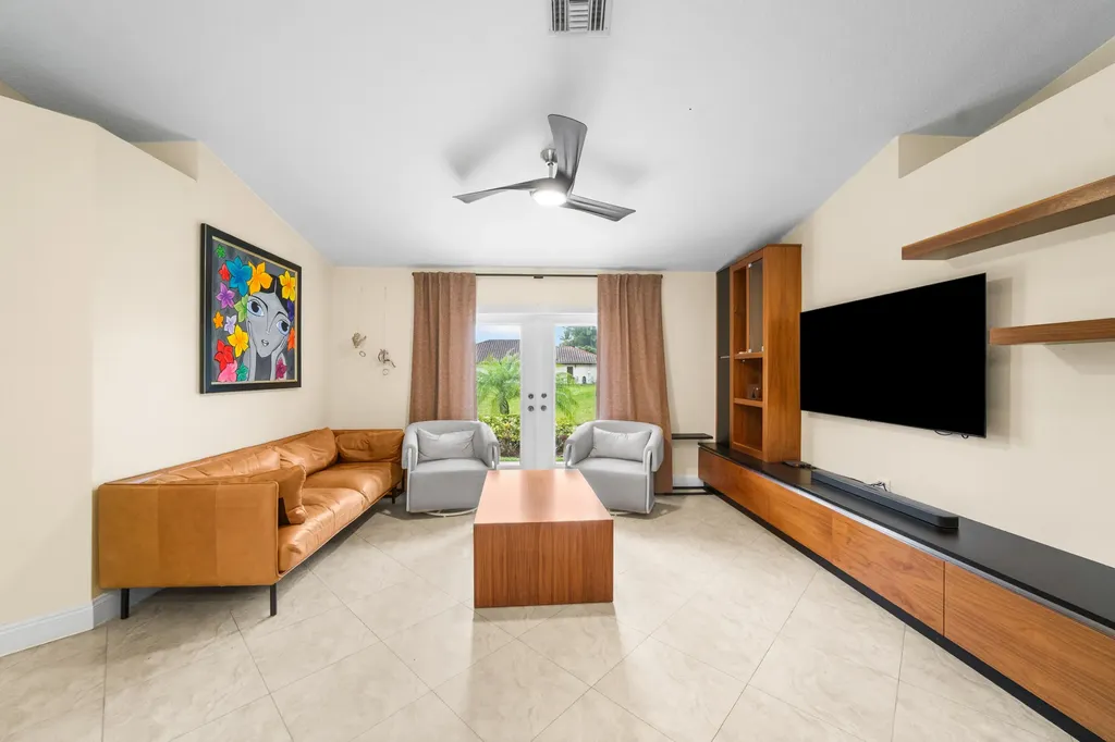 4199 NW 81st Terrace Coral Springs FL 33065