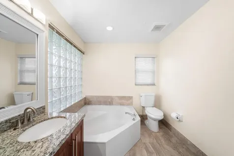 4199 NW 81st Terrace Coral Springs FL 33065