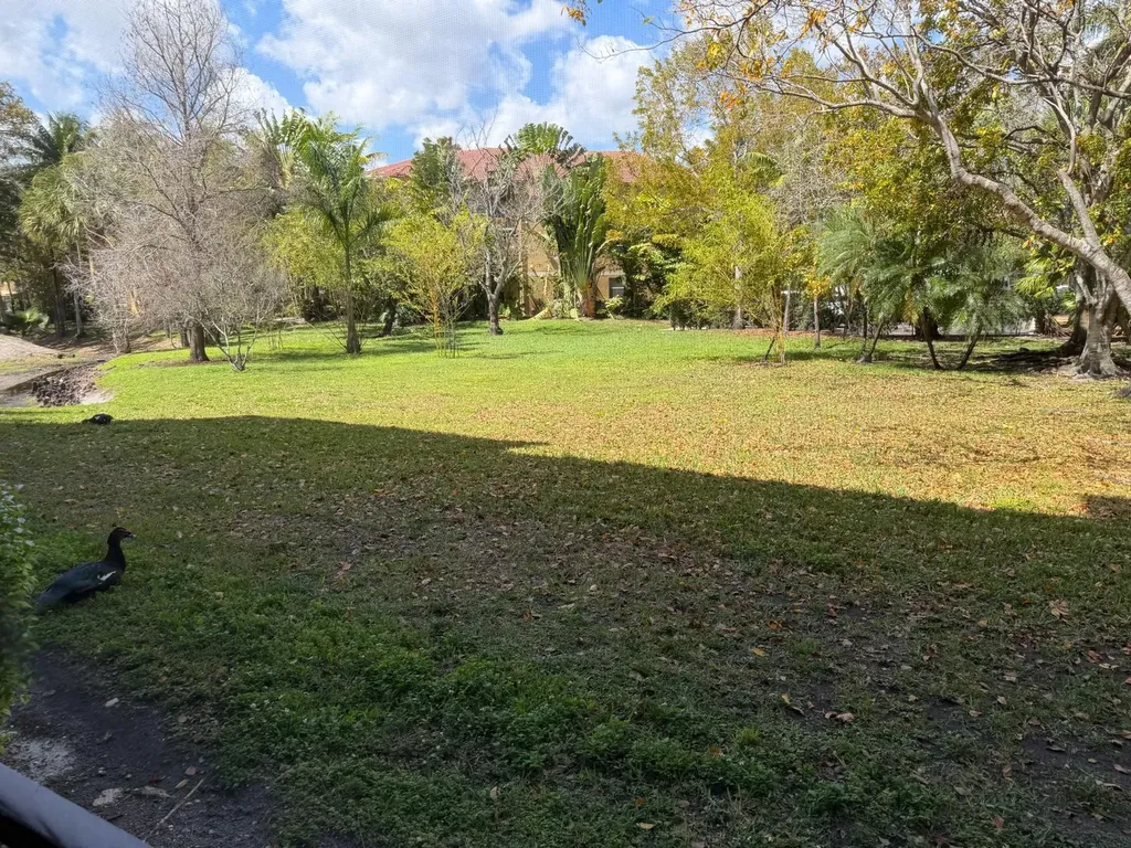 711 N Pine Island Road Plantation FL 33324
