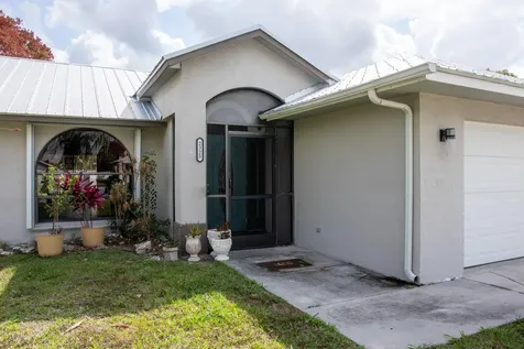 2325 SE Beechwood Terrace Port St Lucie FL 34952