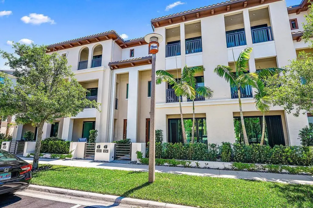 5256 Beckman Terrace Palm Beach Gardens FL 33418