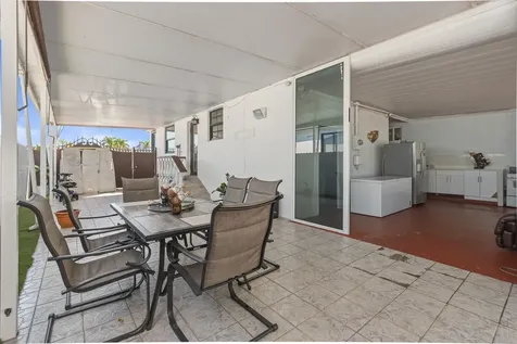 4970 E Palm Court Hialeah FL 33013