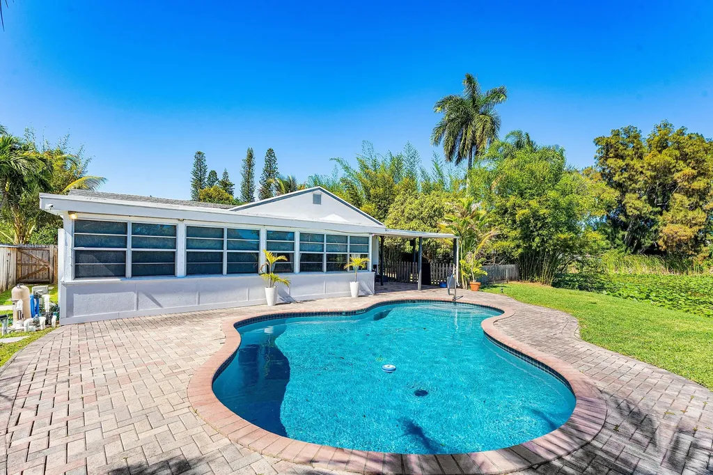 110 Wilson Road West Palm Beach FL 33406