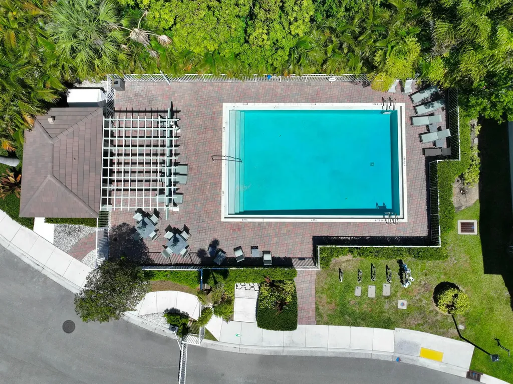 1885 Juno Landing Lane North Palm Beach FL 33408