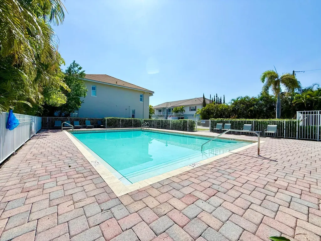 1885 Juno Landing Lane North Palm Beach FL 33408