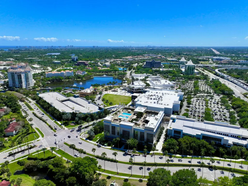 1885 Juno Landing Lane North Palm Beach FL 33408