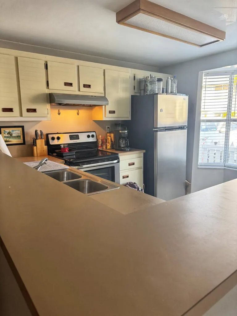 1845 NE 15th Avenue Fort Lauderdale FL 33305