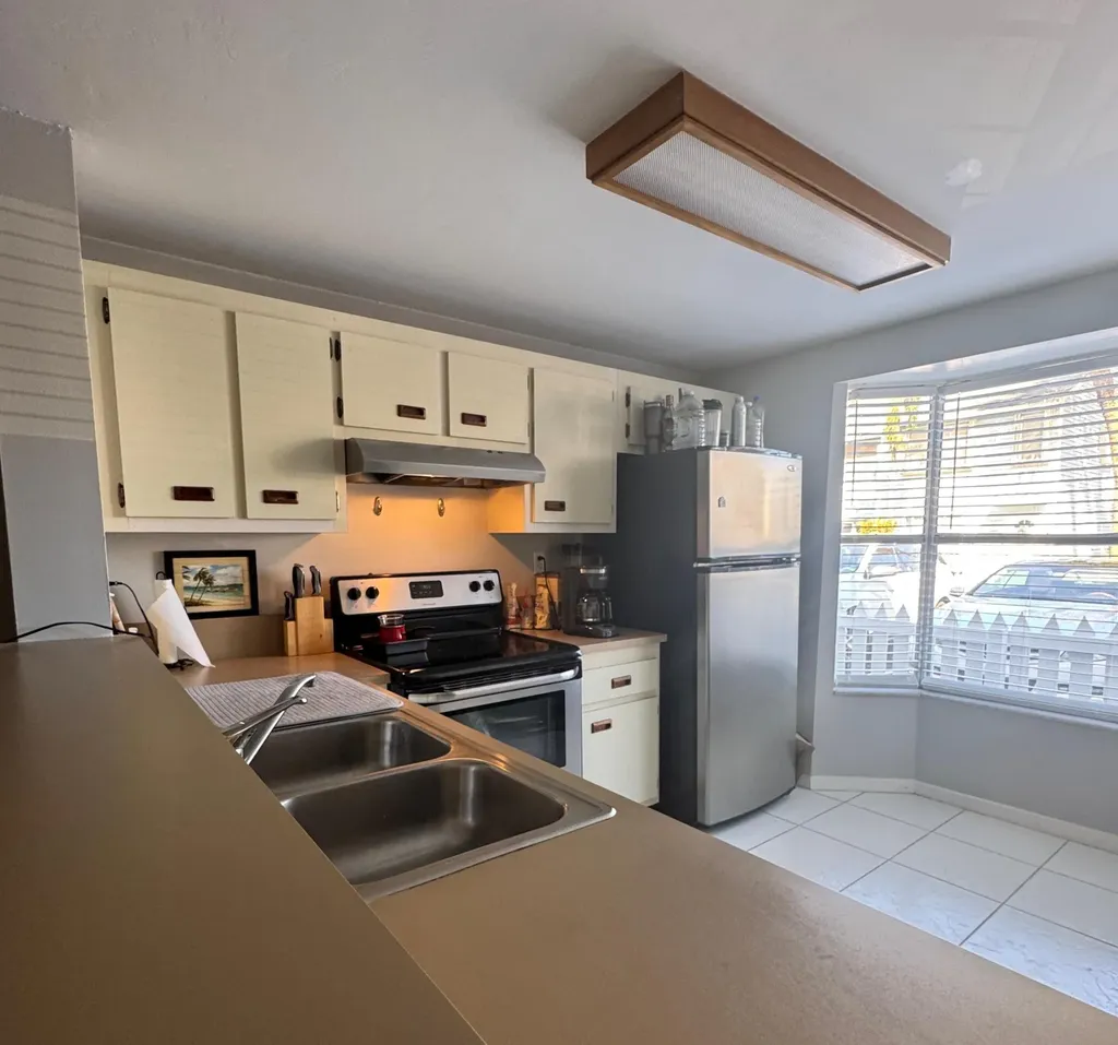 1845 NE 15th Avenue Fort Lauderdale FL 33305