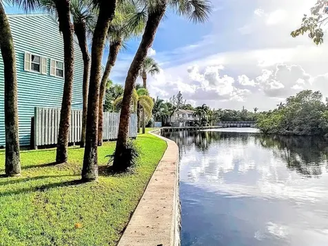 1845 NE 15th Avenue Fort Lauderdale FL 33305