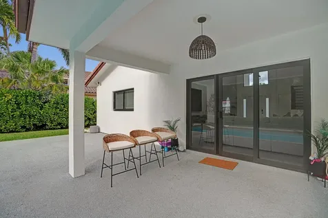 861 Mockingbird Lane Plantation FL 33324
