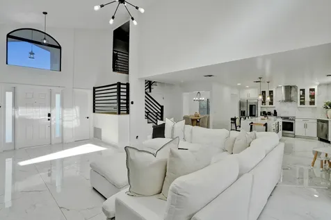 861 Mockingbird Lane Plantation FL 33324