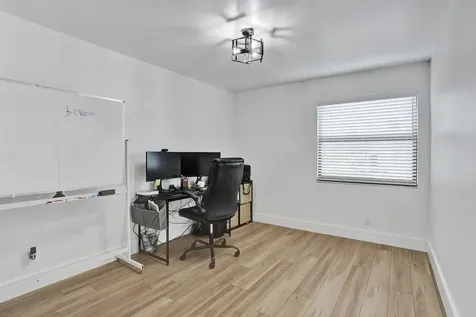 861 Mockingbird Lane Plantation FL 33324