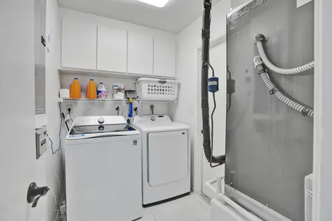 861 Mockingbird Lane Plantation FL 33324