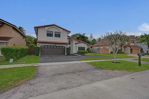 861 Mockingbird Lane Plantation FL 33324