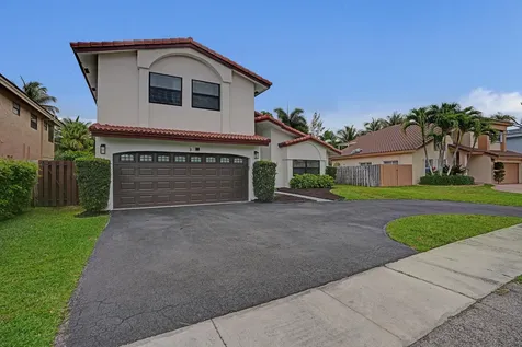 861 Mockingbird Lane Plantation FL 33324
