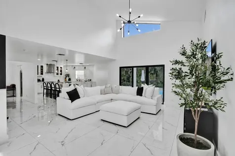 861 Mockingbird Lane Plantation FL 33324