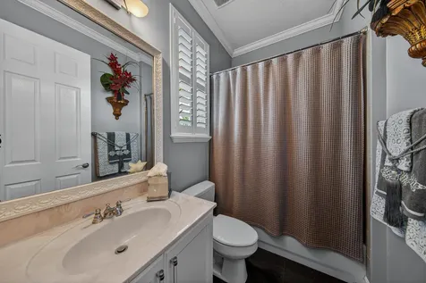 2227 NE 9th Avenue Wilton Manors FL 33305