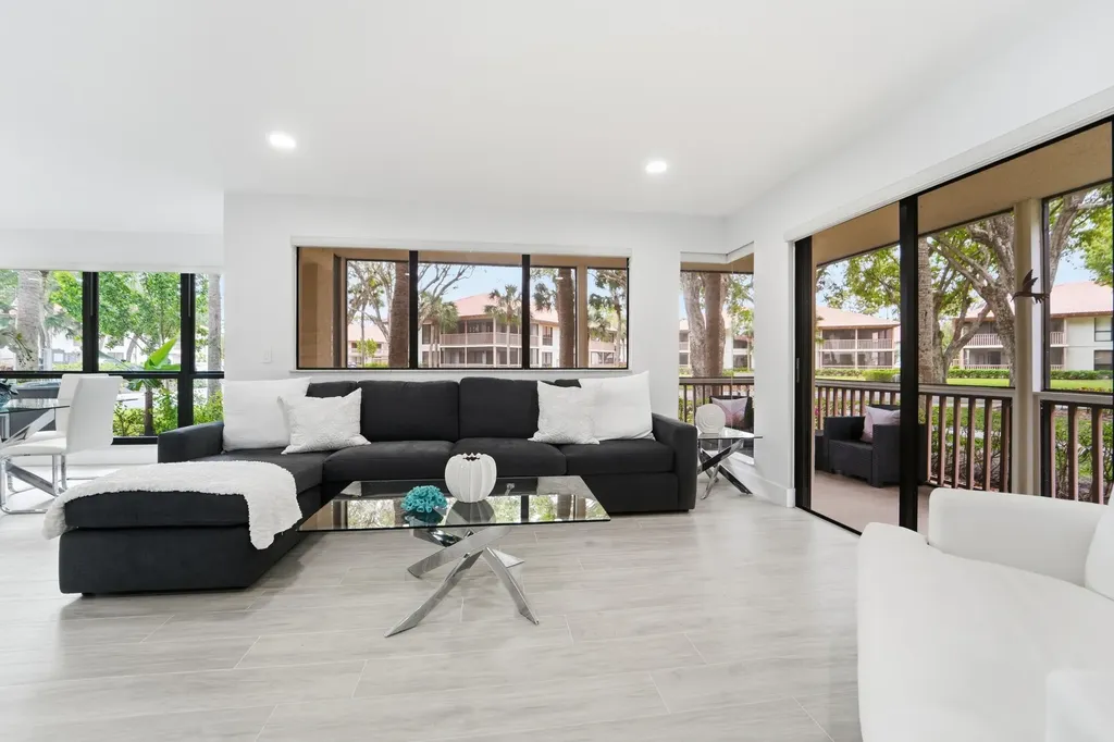 505 Brackenwood Place Palm Beach Gardens FL 33418