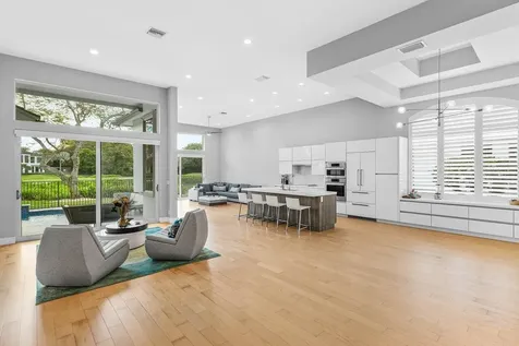 5440 NW 41st Terrace Boca Raton FL 33496