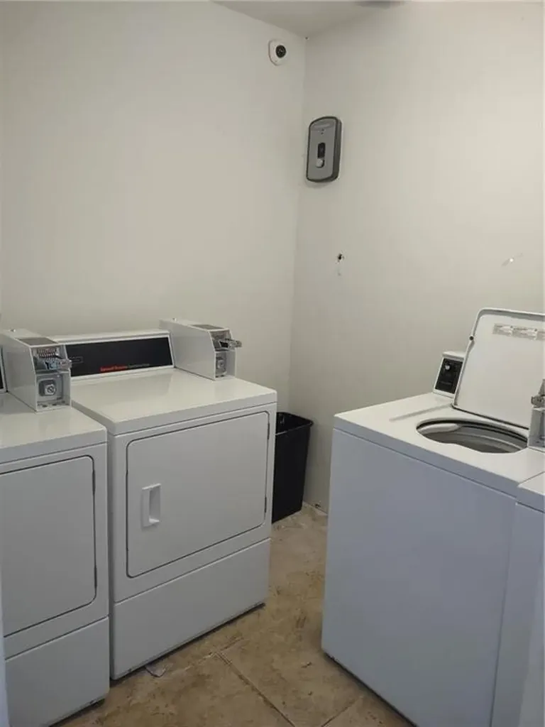 1444 Windsor Court Fort Lauderdale FL 33304
