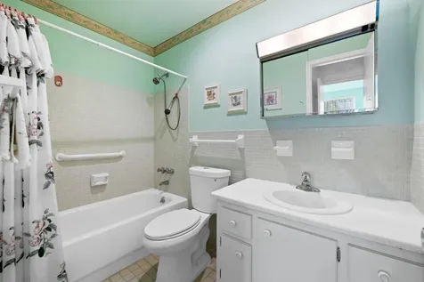 1821 NE 62nd Street Fort Lauderdale FL 33308