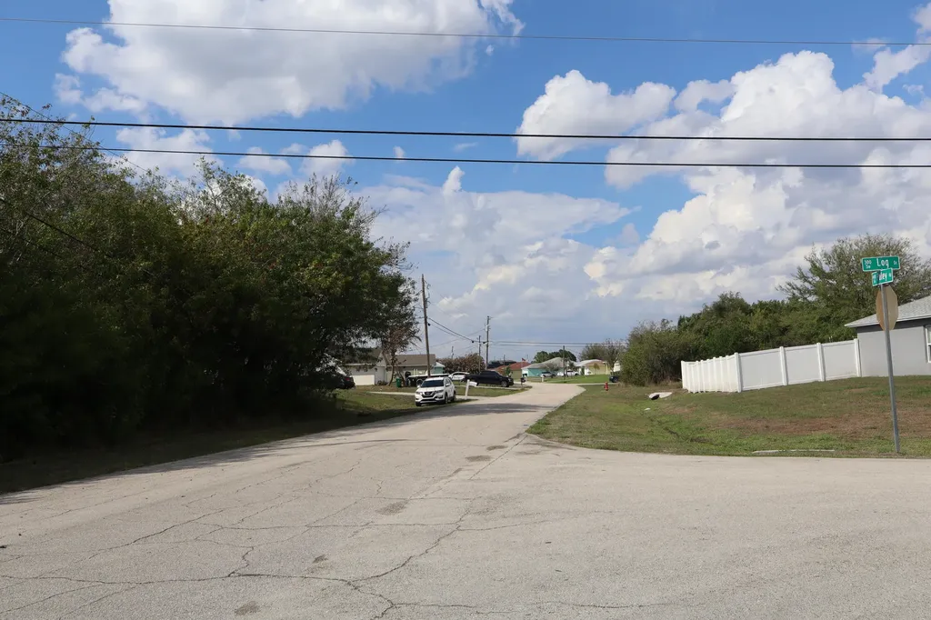 4492 SW Paley Road Port St Lucie FL 34953