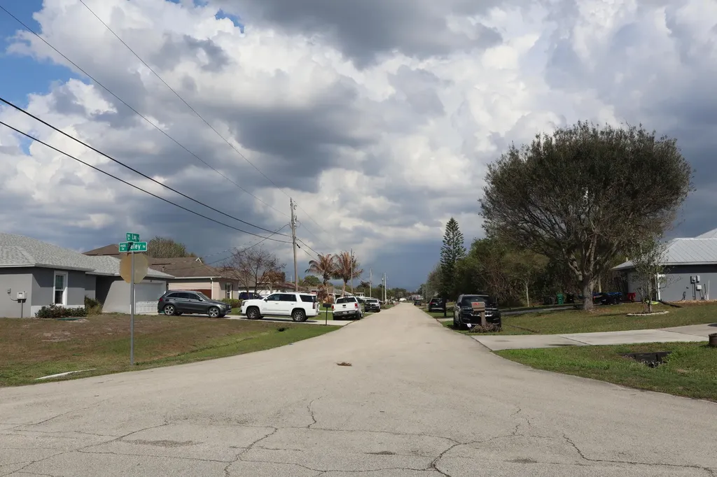 4492 SW Paley Road Port St Lucie FL 34953