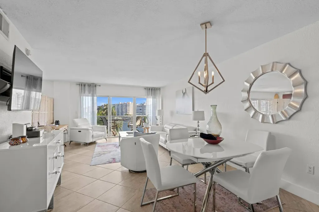 140 NE 28th Pompano Beach FL 33062