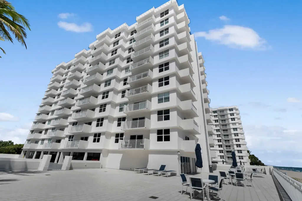 4511 S Ocean Boulevard Highland Beach FL 33487