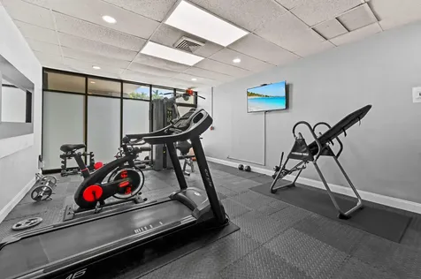 2400 Presidential Way West Palm Beach FL 33401