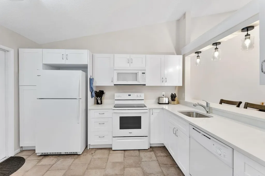 5861 Sunswept Lane Boynton Beach FL 33437